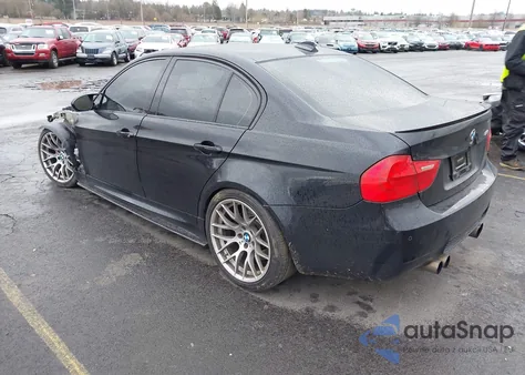 2011 BMW M3 z USA, uszkodzony, nr VIN WBSPM9C58BE203389